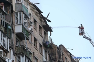 У Києві кількість постраждалих через російську атаку зросла до 81, двоє загиблих