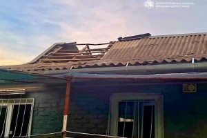 Росіяни атакували три райони Дніпропетровщини дронами та били з артилерії, є постраждалий
