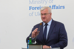 Сибіга: Україна проти послаблення санкцій для Білорусі - це не «відтягне» Мінськ зі сфери впливу РФ