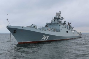 Фрегат РФ два місяці супроводжує танкери «тіньового флоту» у британських водах - The Telegraph