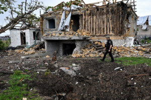 Живе село, яке перетворюється на руїни 