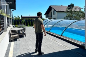 У Франківську викрили на корупції топпосадовців мерії, які продавали дозволи забудовникам