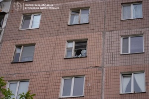 Загарбники вранці атакували промислову інфраструктуру у Запоріжжі, двоє поранених