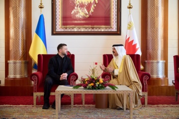 Selenskyj bietet Bahrain Drone Deal an