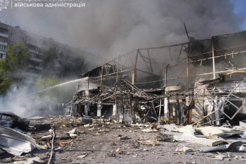 Guerre en Ukraine : douze morts et 43 blessés lors d’une frappe russe sur Zaporijjia 