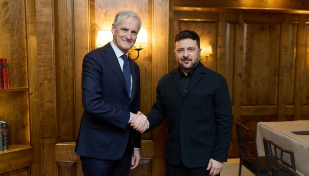 Zelensky meets PM of Norway in Yerevan to discuss Drone Deal, strengthening air defense