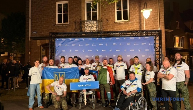 Українські та нідерландські ветерани подолали 120 км в естафеті Вогню визволення