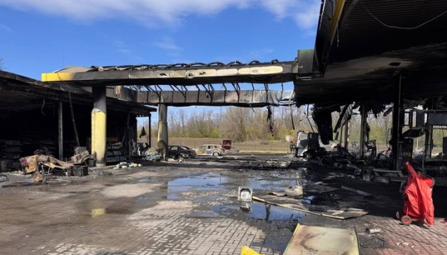 Russia strikes at distances of up to 25 kilometers: Gas station owners near border advised to cover gas tanks with nets