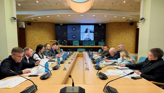 У Мінрозвитку обговорили з Кличком темпи підготовки столиці до наступного опалювального сезону