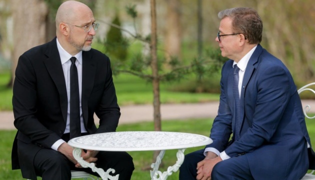 Шмигаль у Гельсінкі обговорив із прем’єром Фінляндії передачу обладнання для енергетики України