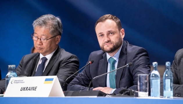 Три країни готові долучитися до Фонду підтримки транспорту України - Кулеба