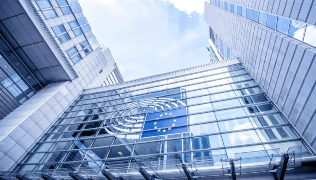 Абсолютна більшість українців позитивно оцінює перспективу вступу України до ЄС