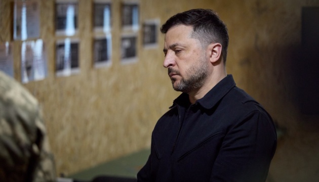 Треба кращі дороги поруч з фронтом: Зеленський провів нараду щодо безпекової ситуації на Дніпропетровщині