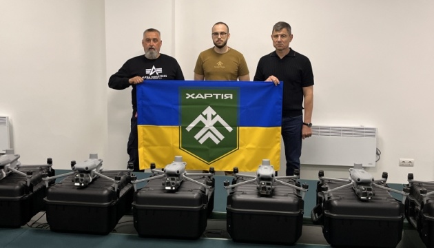 Вінниччина передала бійцям бригади «Хартія» квадрокоптери на ₴1,3 мільйона