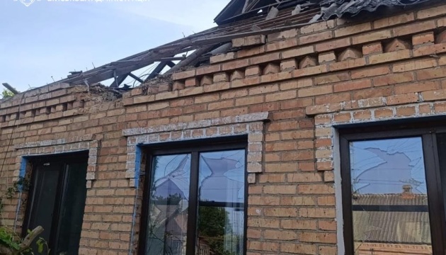 Росіяни били по трьох районах Дніпропетровщини, поранені двоє людей