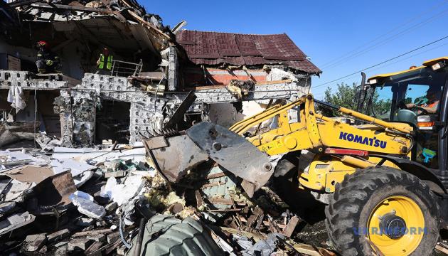 Наслідки удару по Харкову / Фото: В'ячеслав Мадієвський. Укрінформ