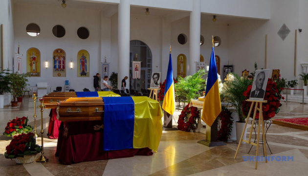 В Україну повернули прах Андрія Мельника та його дружини Софії. / Фото: Кирило Чуботін, Укрінформ