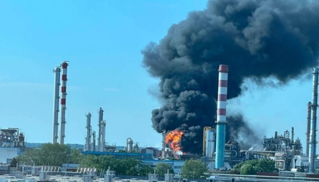 В Угорщині стався вибух на НПЗ - загинула людина, є поранені