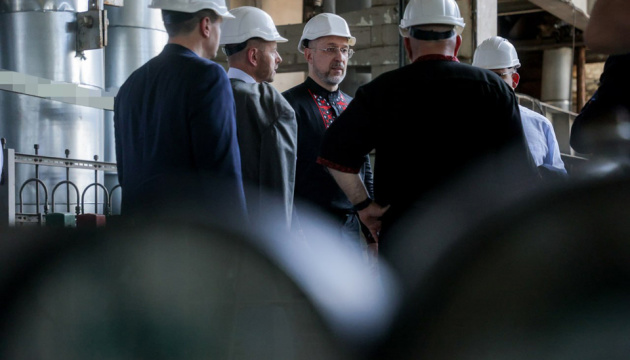 Shmyhal, Siemens Energy CEO visit energy facility in Kyiv