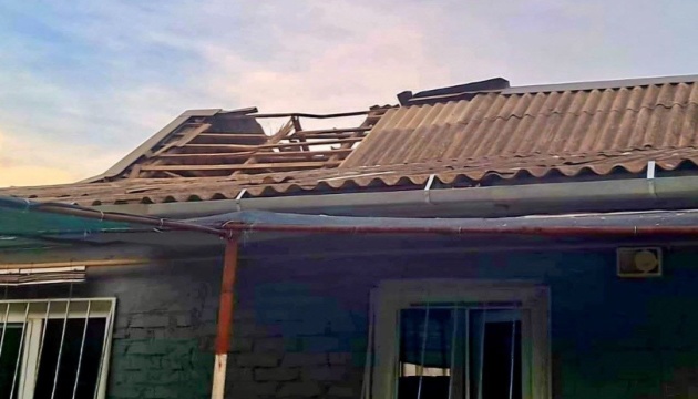 Росіяни атакували три райони Дніпропетровщини дронами та били з артилерії, є постраждалий