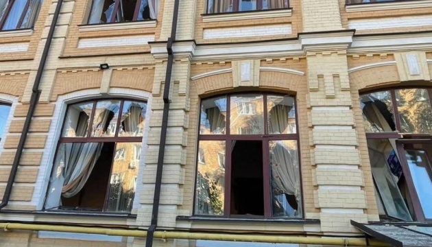 У Києві через атаку РФ пошкоджені будівлі домініканського монастиря й Інституту святого Томи Аквінського