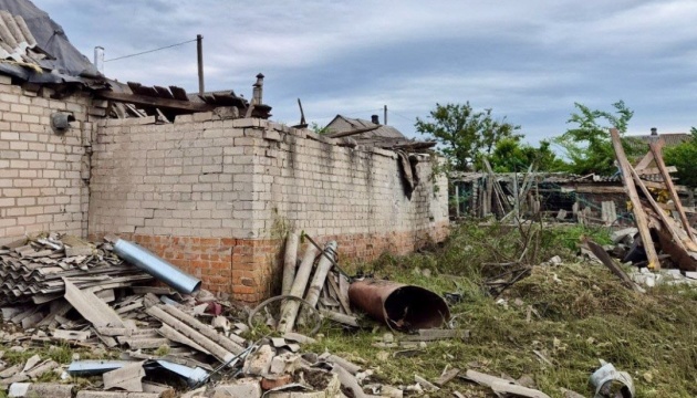 Russian forces shell Pavlohrad, causing damage