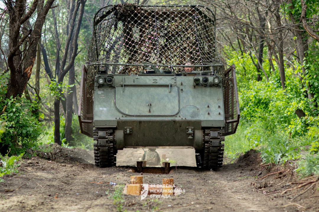 БЗВП в 44 окремій механізованій бригаді (фото: 44 окрема механізована бригада)