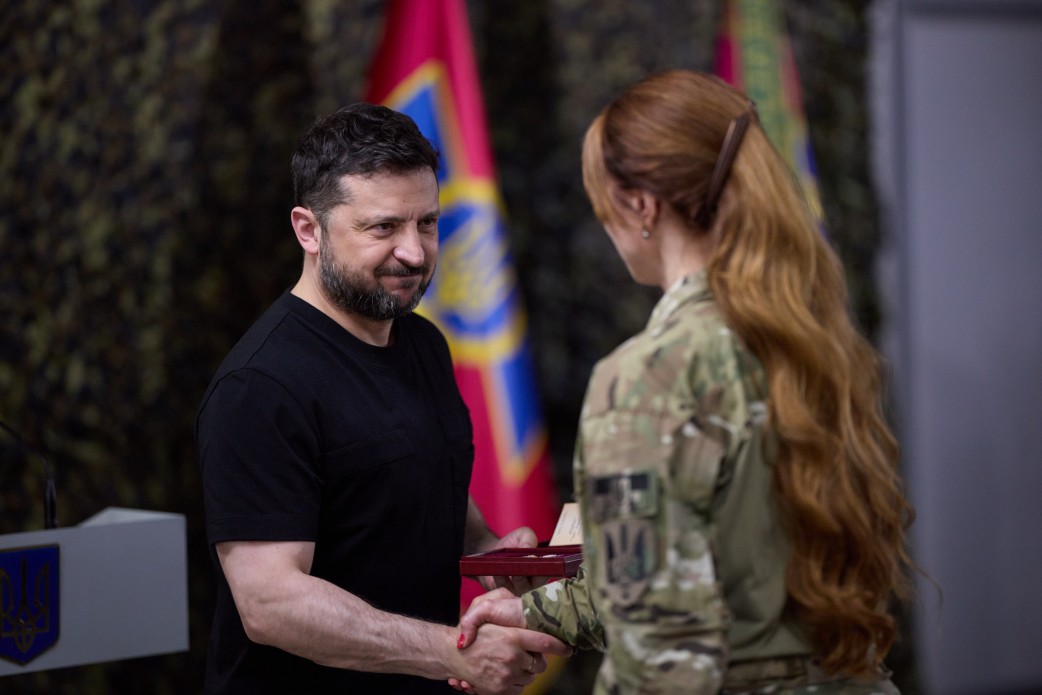 Зеленський відзначив нагородами воїнів «Альфи»