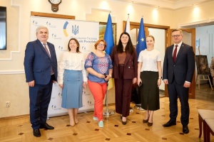 У Празі 42 українці отримали сертифікати випускників лідерського проєкту UA NEXT