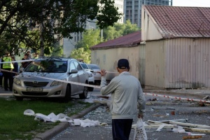 Massive attack on Kyiv: death toll rises to six, 64 injured