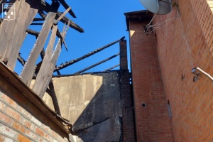 Російські війська атакували Суми дронами та артилерією, є влучання у будинки