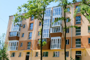 У Запоріжжі завершили ремонт ще однієї зруйнованої багатоповерхівки