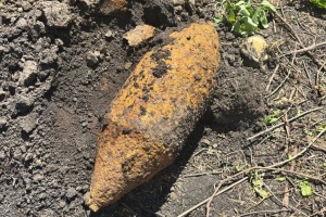 Житель Харківщини знайшов на подвір’ї 100-кілограмову бомбу часів Другої світової
