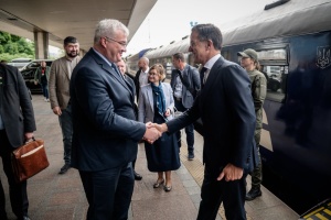 До Києва прибув генсек НАТО
