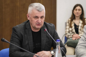 Президент присвоїв звання Заслуженого журналіста України гендиректору Укрінформу Сергію Череватому