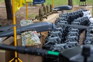 Київ передав на фронт 1600 дронів різних типів
