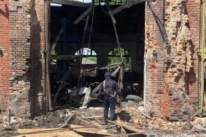 На Чернігівщині російський дрон знищив будинок, загинув чоловік