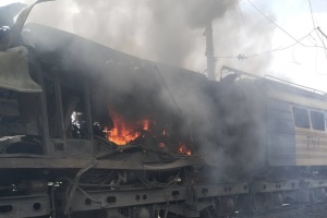 У Запоріжжі ворожий дрон влучив в електровоз Укрзалізниці