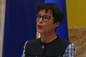 EU-Komissarin Kos nennt Datum für Beitrittsverhandlungen mit der Ukraine   