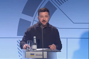 Зеленський: Якщо зупинити війну зараз, то у Путіна не буде шансу окупувати іншу країну