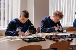 Уряд змінює модель фінансування профосвіти: гроші підуть під потреби ринку праці