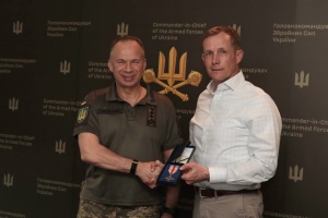 Syrskyi discusses current needs of AFU with commander of NATO special mission