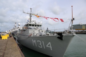 ВМС України отримали від Нідерландів протимінний корабель класу Alkmaar