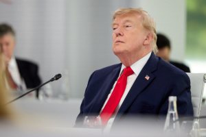 トランプ米大統領、対ロシア産原油制裁の再開について「まもなくできるようになる」