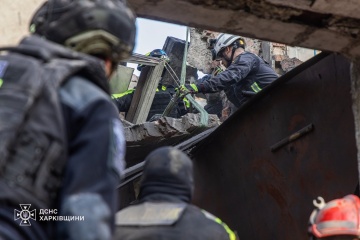 Frappe aérienne sur Kharkiv : Un corps est retrouvé sous les décombres, le bilan s'élève à 9 victimes