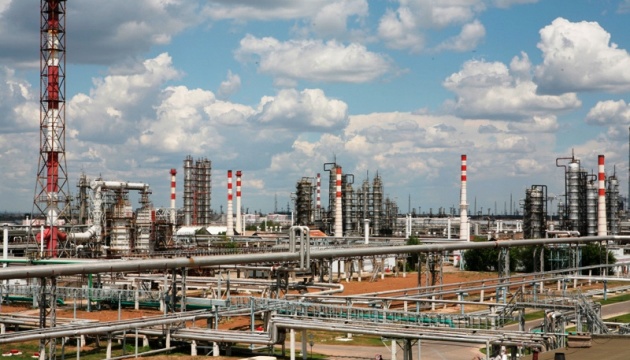 Volgograd oil refinery halts processing after drone attack – Reuters