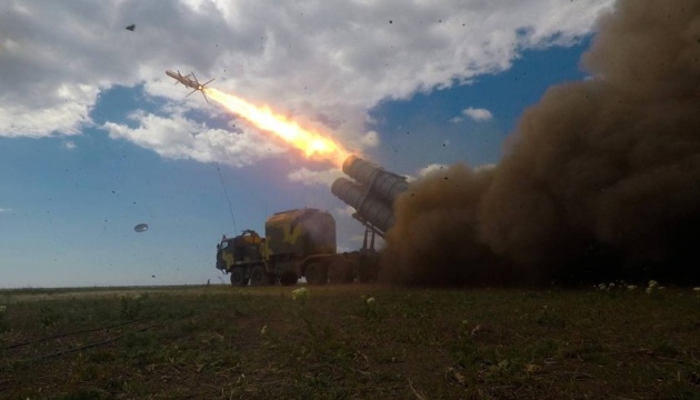 Новошахтинський НПЗ був уражений ракетою «Нептун» - ВМС