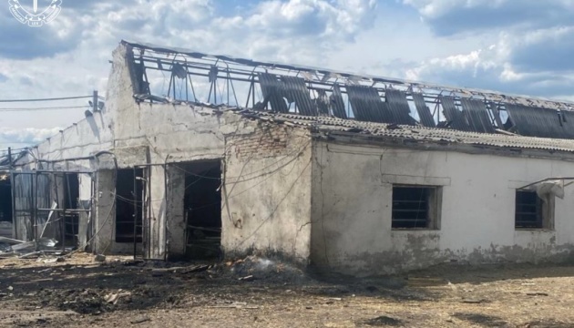 Удар по фермі на Харківщині: кількість постраждалих зросла до дев’яти, двоє загиблих