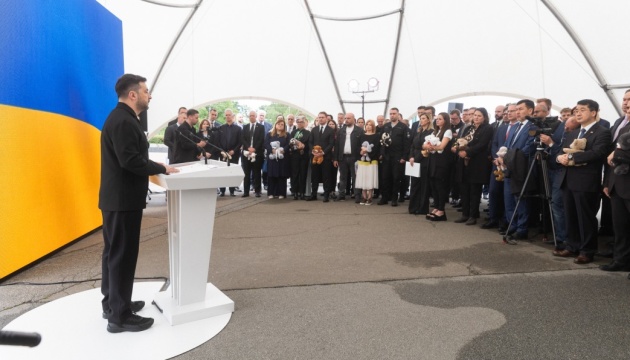 Зеленський: Доля країни й кожної дитини не повинна залежати від балістики Москви