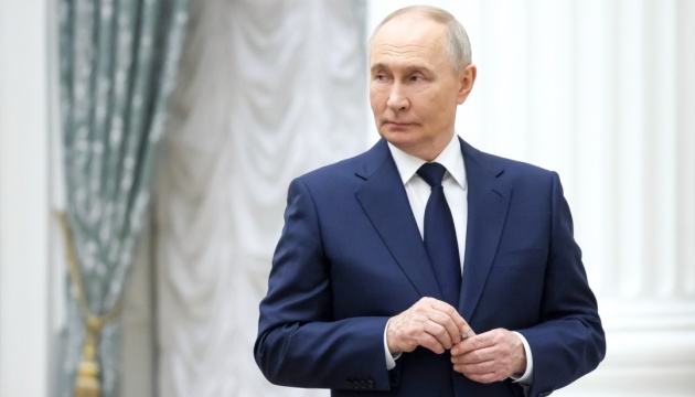 «Не бачу сенсу зустрічатися»: Путін відреагував на лист Зеленського